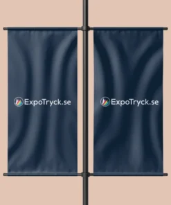 skummkub, Saccosäck, eventmöbler, saccosäck, beanbag, mässbord, broschyrställ, rollup, Banderoll, öletiketter, vinetiketter, Banderoller, mässväggar, mässmonter, mässmontrar, beachflaggor, Expo, Print, Förpackningar, Etiketter, tryck, giveaways, öletiketter, etiketter, reklamprodukter, banderoller, dekal, dekaler, mässmontrar, profilkläder med tryck, reklamprodukter, giveaways, företagsprofilering, USB med tryck, kepsar med tryck, t-shirts med tryck, reflexer, isskrapor med tryck, beachflaggor, vattenflaskor med tryck, eventtält, tygvepor, broschyrhållare, arbetskläder med tryck, paraplyer med tryck, pennor med tryck, storformatsprint, flyers, dekaler, fönsterfolie, forex, hyllvippor, broschyrer, etiketter, öletiketter, produktetiketter, vinetiketter, livsmedelsetiketter, reklamkläder, reklamtryck, tryckeri, trycksaker, reklamartiklar, tryckta produkter, storformat, exponeringsmaterial, digitaltryck, rollups med tryck, tryckta banderoller, mässmaterial, expomaterial, profilreklam, varumärkesprofilering, mässväggar, takdisplayer, expo tryck, print tryck, displaymaterial, reklamflaggor, flaggor med tryck, mobil mässmonter, tryckt marknadsföring, textiltryck, kundgåvor, logotyptryck, specialtryck, ExpoTryck, expotryck.se, rollups, banderoller, eventmöbler, eventstol, eventtält, vepor, vepa, flaggor, flagga, reklamflagga, logotypflagga, företagsflagga, företagsflaggor, distplayställ, takdisplay, beachflagga, beachflaggor, bas, markfäste, vinylbanderoll, meshbanderoll, banderoll, pvc banderoll,